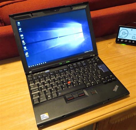 A Lenovo X200 De Fenda