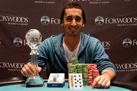 Ariel Albilia Poker Bluff