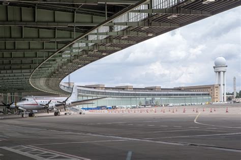 D Suficientes Casino Aeroporto De Tempelhof