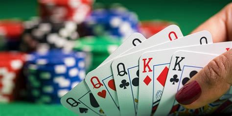 Engrenagem De Poker Online