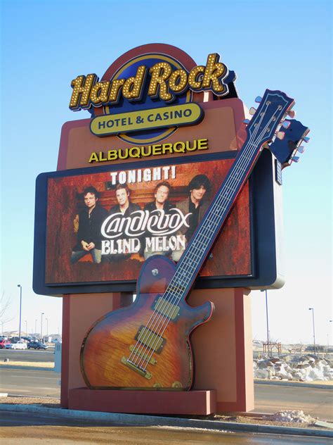 Hard Rock Casino Albuquerque Horas
