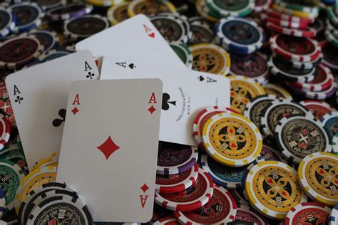 Jouer Avec Ses Jeton De Poker