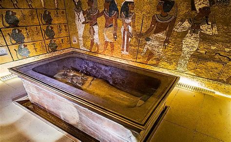 King Tut S Chamber Brabet