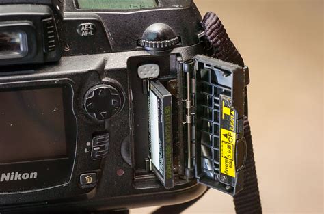 Nikon D70 Slot