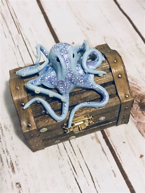 Octopus Treasure Betsul