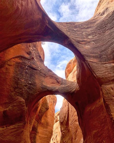 Peek A Boo Slot Canyon Escalante