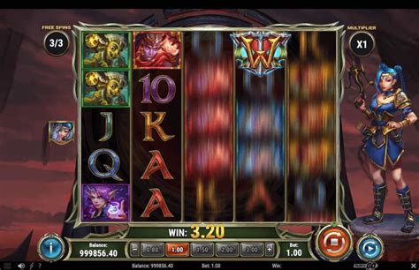 Play Champions Of Mithrune Slot