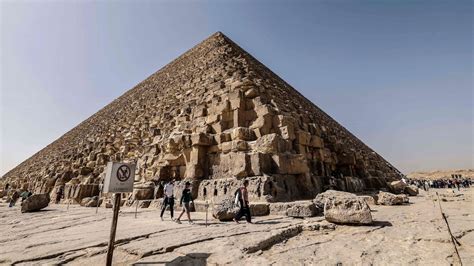 Pyramids Of Giza Betsul