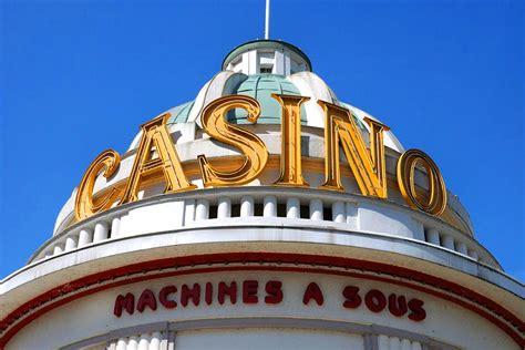 Quand Um Ouvert Le Premier Casino En Franca