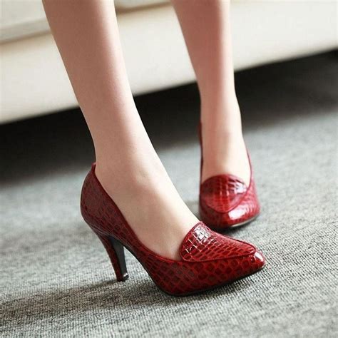Sapatos Vermelhos De Roleta