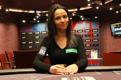 Sarah Hall De Poker