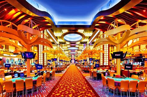 Sentosa Casino Vs Marina Bay
