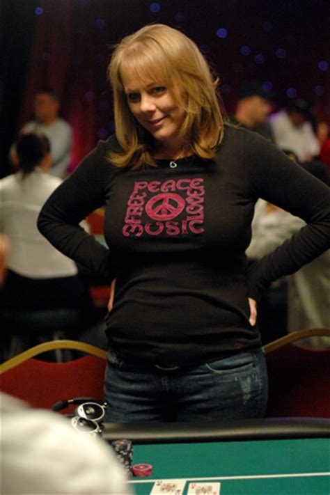 Shirley Rosario De Poker