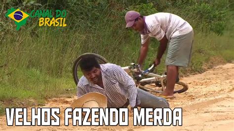 Velho De Merda Mesmo