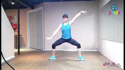 Zumba Com Shelly Poker Face